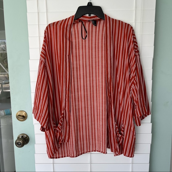 striped kimono - Picture 3 of 4